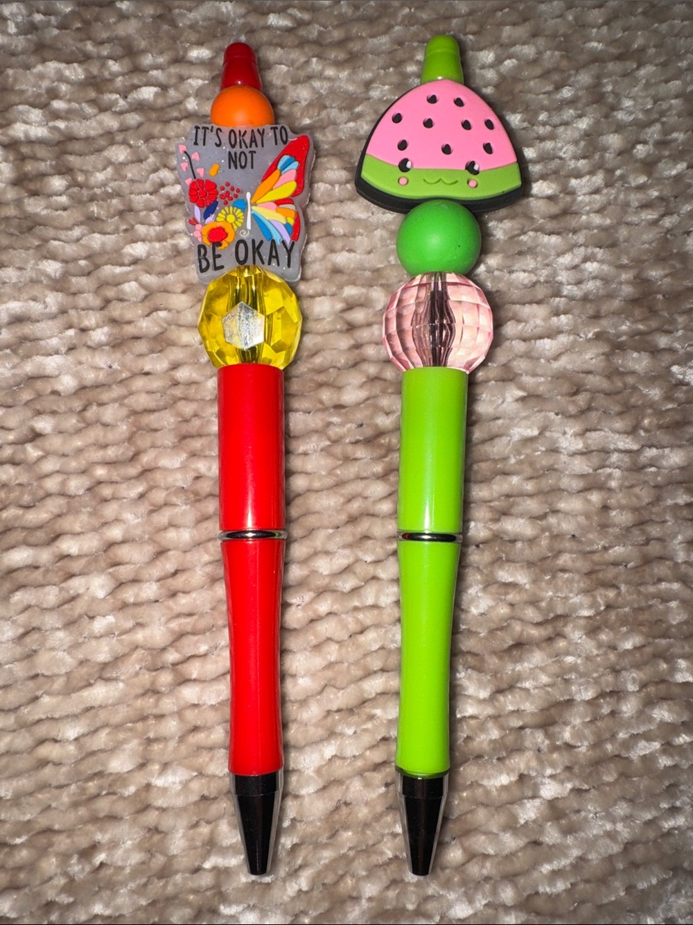 2 Cute Red & Green Decorative Topper Pens